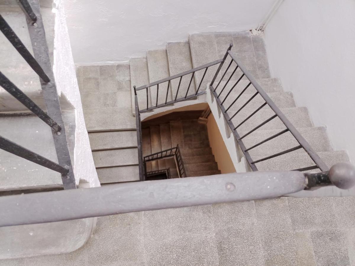 Reial 4 Tarragona Appartement Buitenkant foto