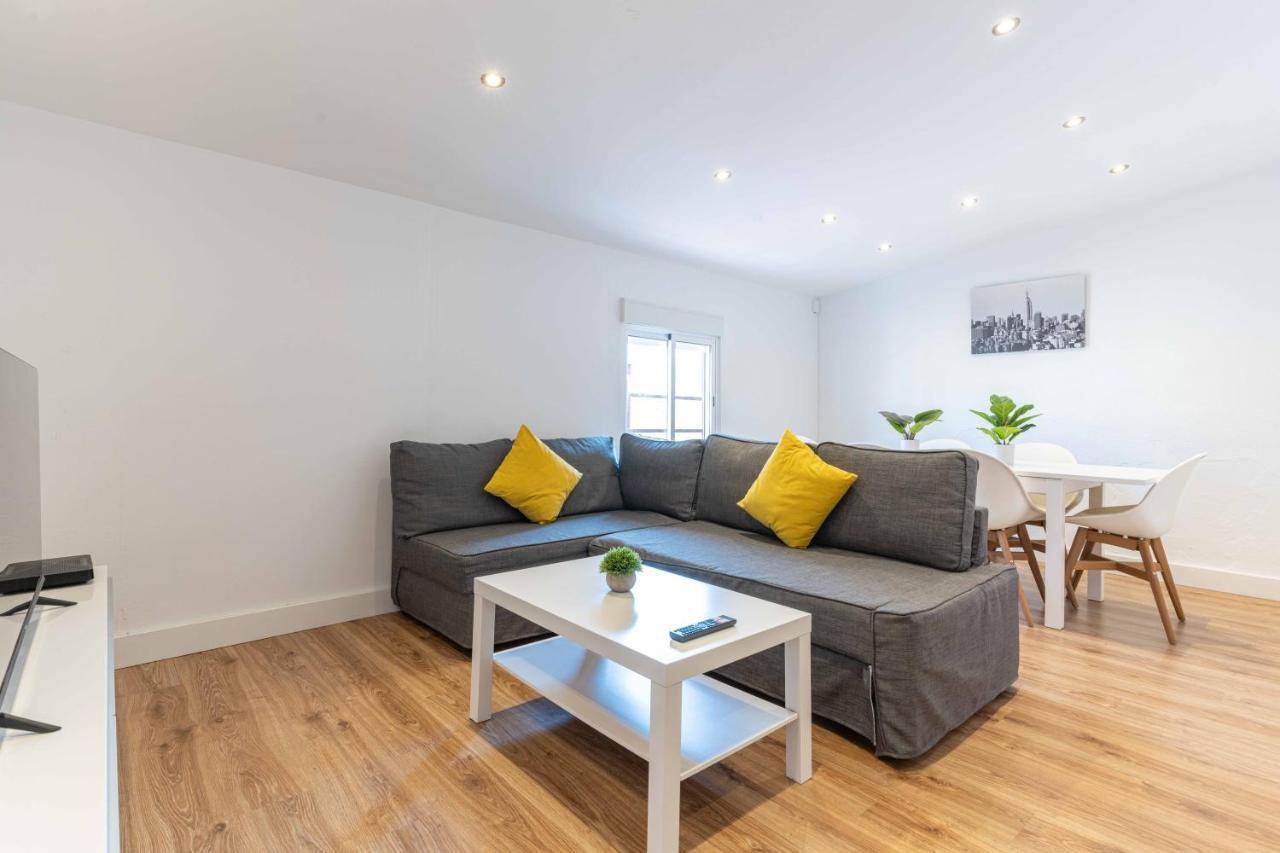 Reial 4 Tarragona Appartement Buitenkant foto