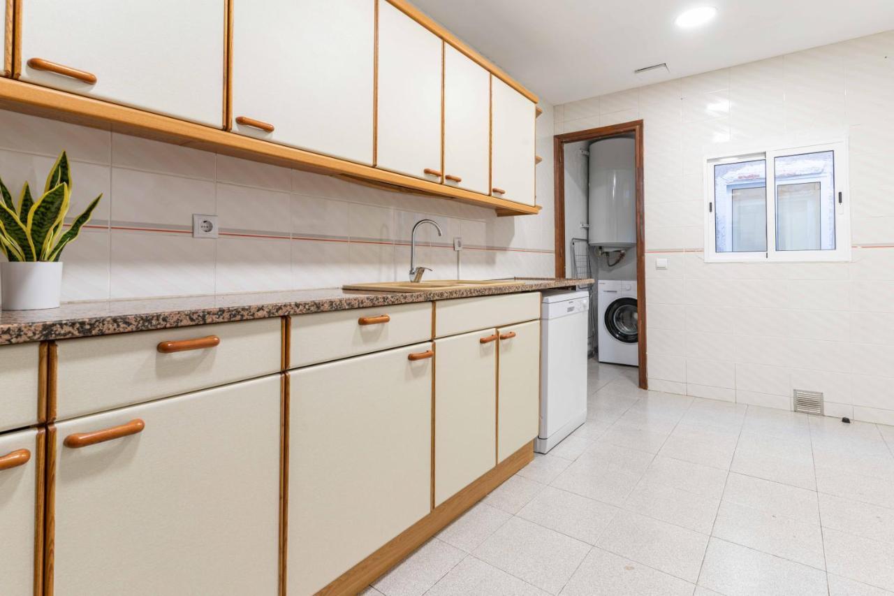 Reial 4 Tarragona Appartement Buitenkant foto